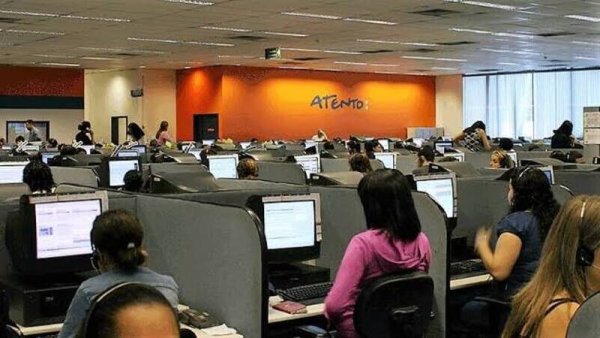 Call Center: El día a día en Atento