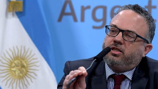 Desempleo juvenil: el ministro Kulfas validó la fake news de Toyota