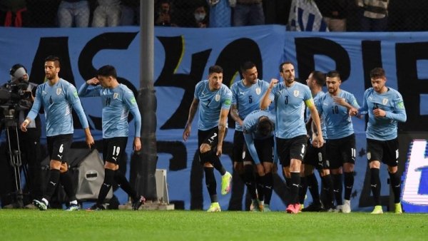 Eliminatorias: ¡Qué no ni no! Uruguay le ganó 4 a 2 a Bolivia