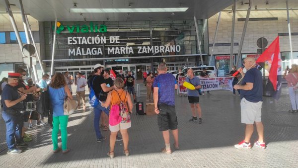 Décima jornada de huelga de la plantilla de Renfe Málaga