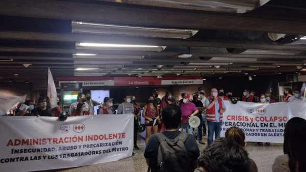 Colapso y falta de personal: Fin al subcontrato y paso a planta en Metro