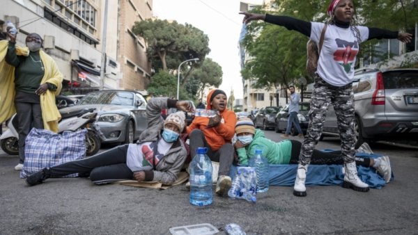 Trabajadoras domésticas de Kenia protestan para huir de los abusos en Líbano