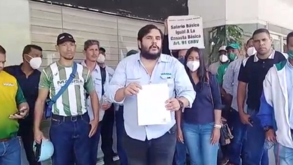 Trabajadores de Masisa reclaman por sus derechos y rechazan mesa de negociación con sindicato ilegítimo