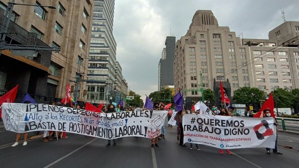 Ciudad de México: Protesta por la reinstalación de Montserrat, despedida del DIF 