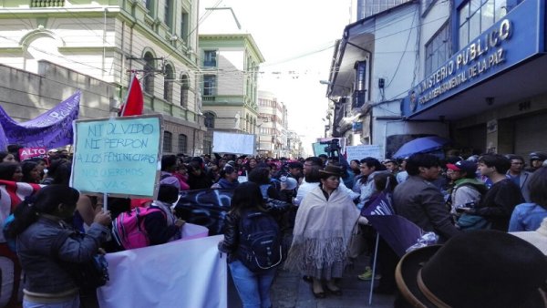 Consigue reapertura del caso de Verónica Chino