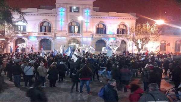 #Ruidazo: voces contra el tarifazo en San Justo