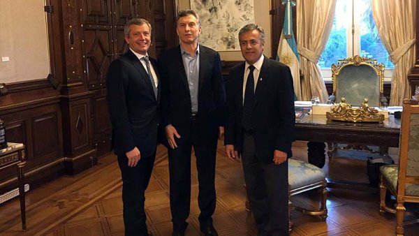 Cornejo respaldó a Macri y justificó los tarifazos