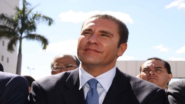  Moreno Valle se apunta para candidato presidencial del PAN