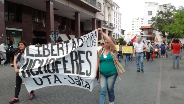  Salta: volvieron a manifestarse por la libertad de los choferes de UTA