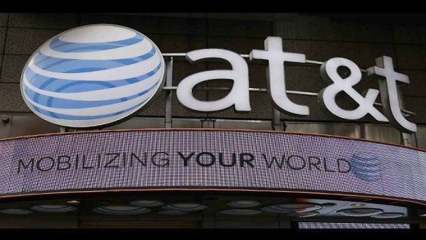 AT&T compró Time Warner y se mete en la campaña presidencial estadounidense