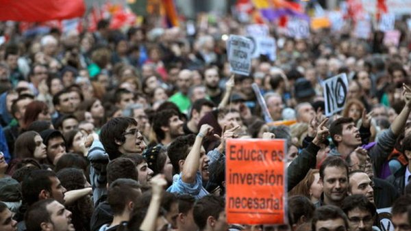 #24N ¡Estudiantes, a la huelga contra la LOMCE, el 3+2 y las reválidas franquistas!