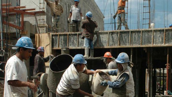 Industria y construcción en caída libre durante octubre