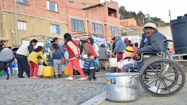 Temprana electoralización de las necesidades populares gracias al MAS, SOL.BO y UN