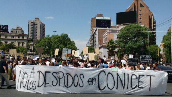 Córdoba: trabajadores y trabajadoras del Conicet toman el CCT