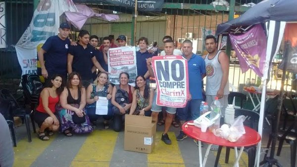 Trabajadores de Telecom aportan al fondo de lucha de AGR Clarín