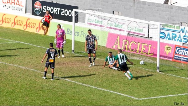 Excursionistas ante Estudiantes y un punto que estuvo cercano a los tres