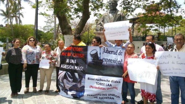 Jornada de protestas en Oaxaca en repudio al crimen de Miroslava Breach