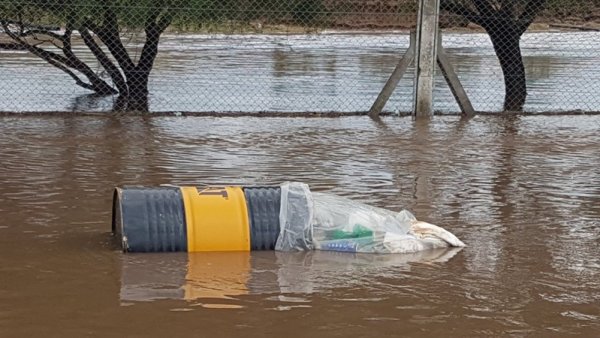 Córdoba: se confirmó que ingresó agua contaminada al canal Los Molinos