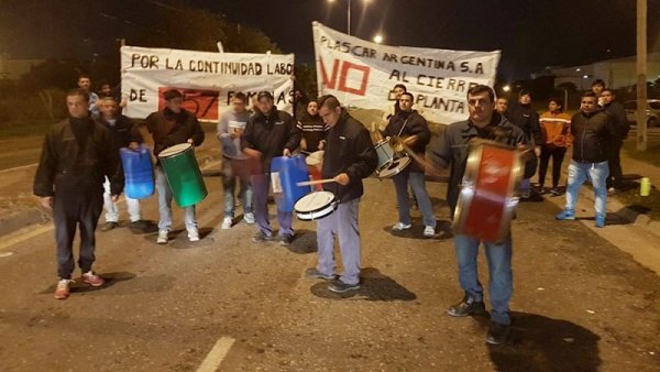 Córdoba: Trabajadores de autopartista cortan el Camino Interfábricas