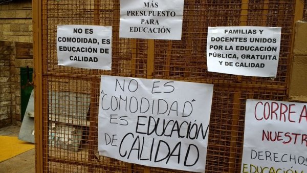 Reclamo contra el cierre de cursos en Godoy Cruz