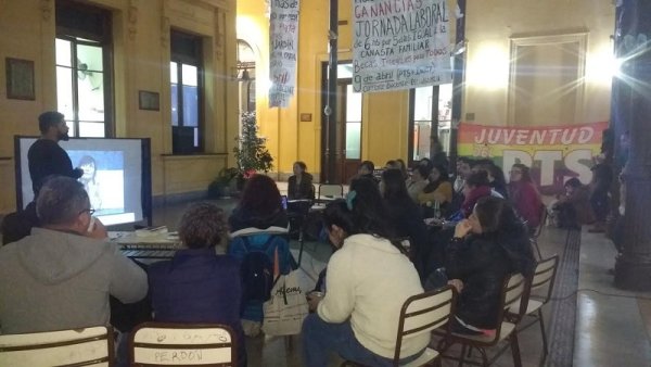  En el profesorado Mariano Acosta se dio una clase contra la homolesbotransfobia