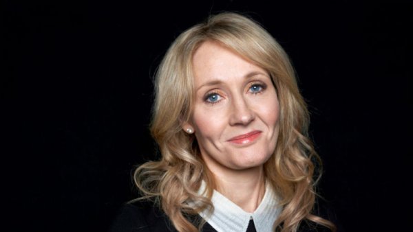 J. K. Rowling, autora de Harry Potter, cumple 52 años