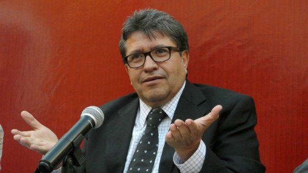 Monreal exige nuevas encuestas para elegir candidato de Morena 