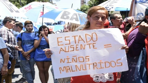 Barrios de Pie: marcha por la emergencia alimentaria