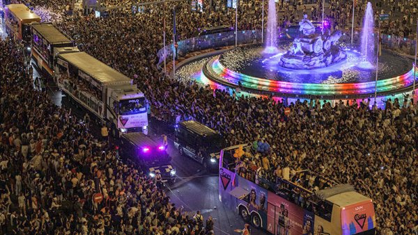 La despolitización del orgullo pone a los opresores en primera fila