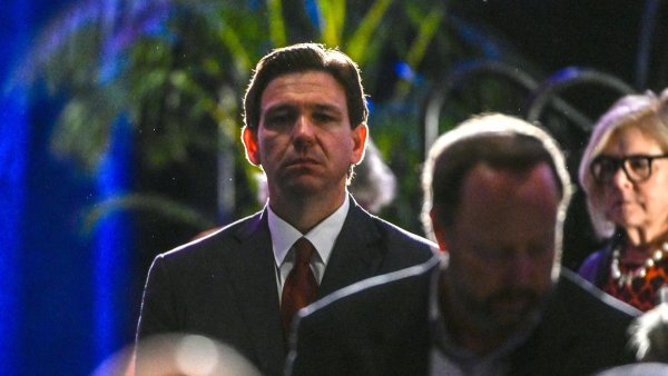 El conservador Ron DeSantis lanza su candidatura por un "Gran Resurgimiento Estadounidense"