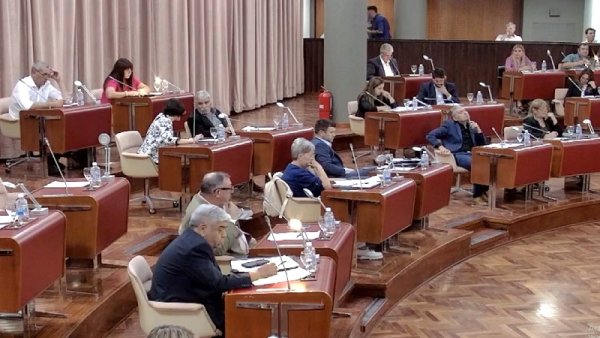 Chubut: votaron presupuesto de ajuste y eliminación de las PASO