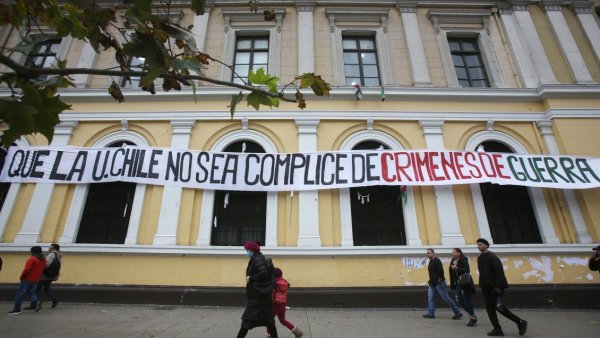 Unidad pluriestamental en defensa de la universidad pública