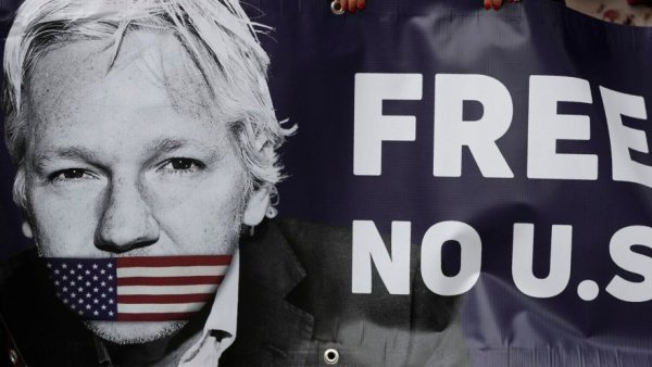 Assange elude por el momento la extradición ante la posibilidad de ser condenado a muerte en EEUU