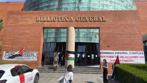 Estudiantes de Málaga y Salamanca se suman a las acciones en solidaridad con Palestina 