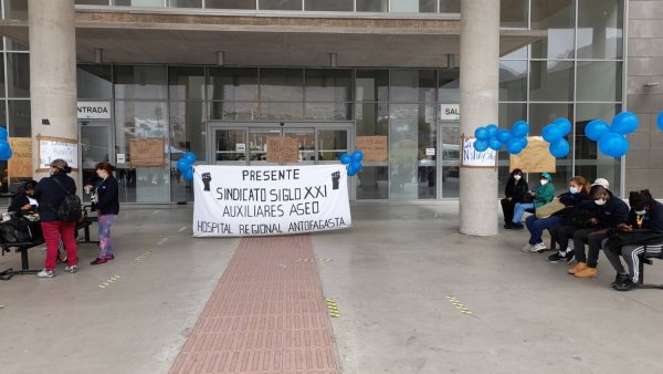 Sindicato Siglo XXI: Declaración ante la traición de dos dirigentas, vendiendo al sindicato por migajas de la empresa