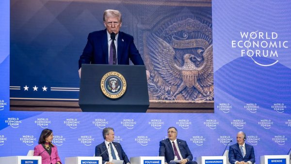 Aranceles, amenazas y paz mundial en el discurso de Trump en Davos