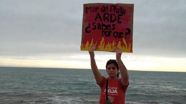 Mar del Plata Arde: arte para luchar contra las petroleras en el mar