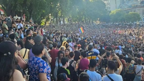 Llaman a concentración en el consulado argentino: ¿Por qué afecta tanto el discurso de Milei?