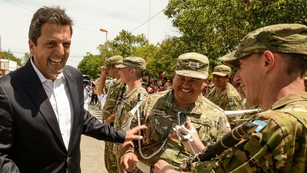 No es sólo Bullrich: ¿te acordás cuando Massa quería al Ejército reprimiendo en los barrios?