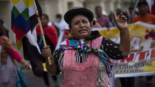 Diputados de izquierda presentarán informe sobre violaciones a los derechos humanos en Perú