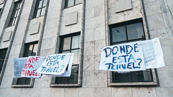 Concentración en Rosario por aparición con vida de Tehuel