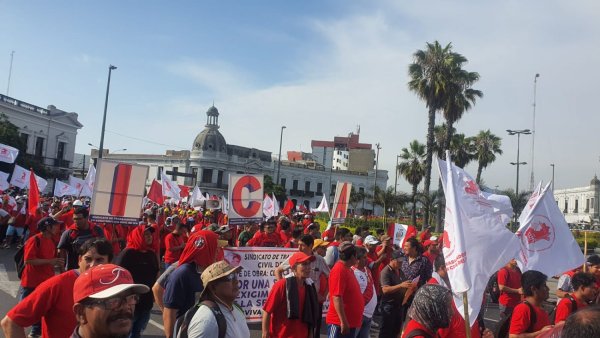 Trabajadores solidarizan con la lucha de los pueblos del interior