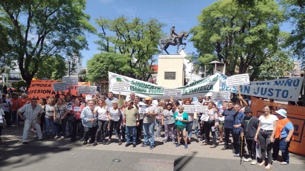 Municipales de La Matanza: Un aumento que no alcanza ni para dos kilos de carne