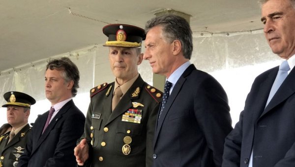 El Gobierno quiere reclutar a diez mil civiles como reservistas