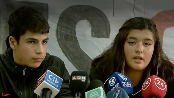 ¡Todes contra la persecución a estudiantes y a voceros ACES, Ayelén y Víctor!