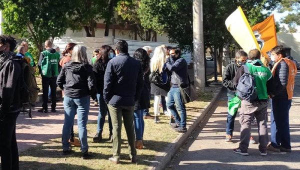 Trabajadores de salud denuncian el cierre del Instituto de Alcoholismo y Drogadicción