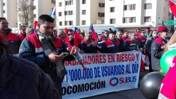 Choferes SUBUS: “Si no se llega a acuerdo 6.000 trabajadores tendríamos que ser finiquitados”