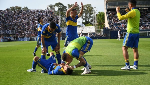 La Plata: Boca le ganó a Gimnasia y es puntero 