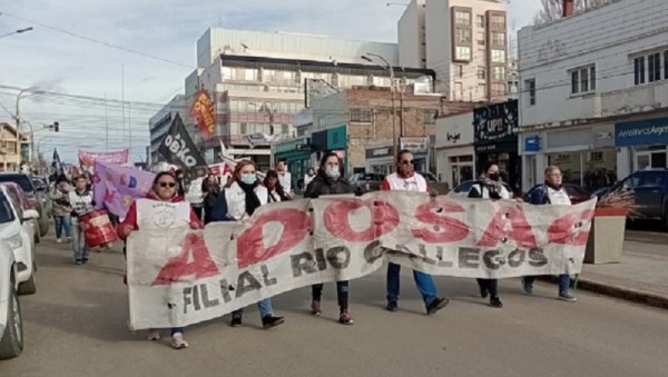 Santa Cruz: paro docente de 72 horas con rechazo a la conciliación obligatoria