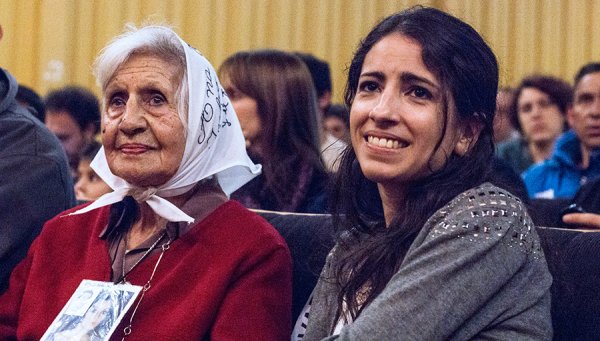 "Esta generación abraza las banderas por la memoria, la verdad y la justicia"